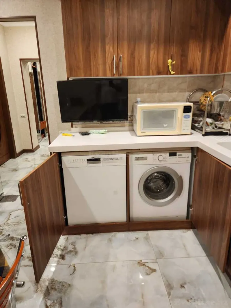 Kirayə verilir 6 otaqlı Mənzil Köhnə tikili 180 m² Nəriman Nərimanov m. - şəkil 17