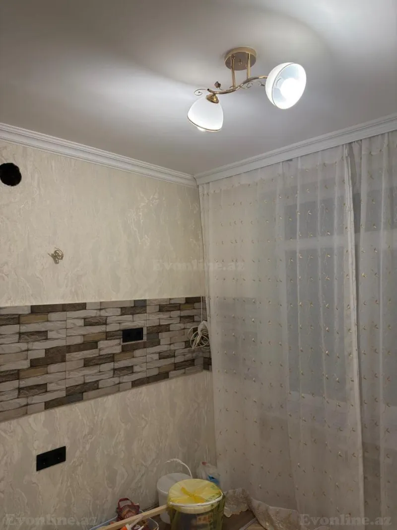 Satılır 1 otaqlı Mənzil Köhnə tikili 35 m² Bakıxanov - şəkil 6