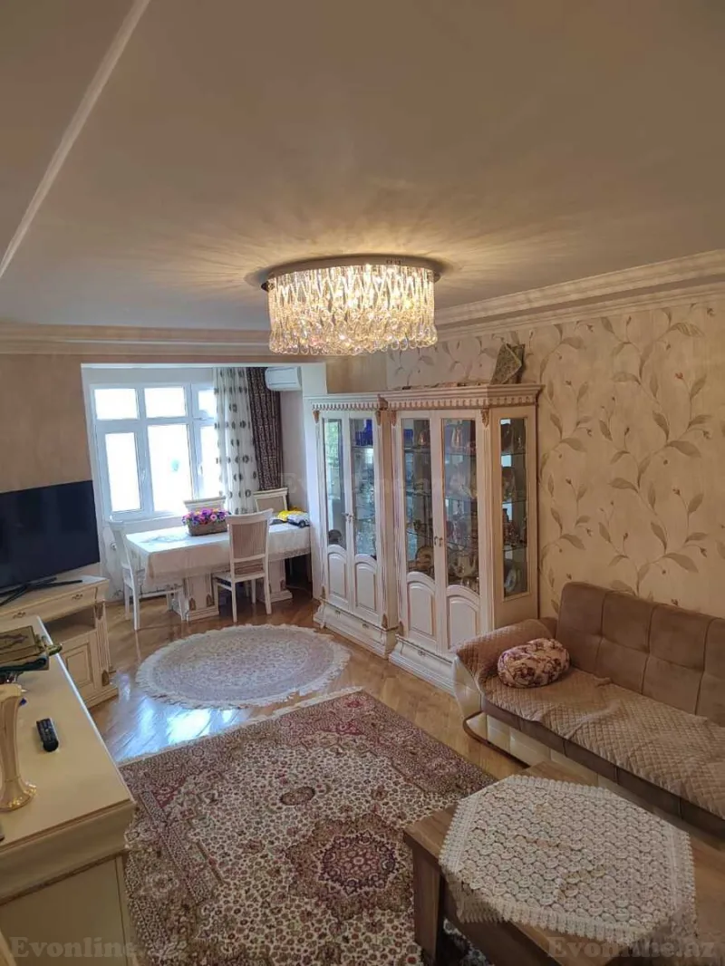 4 otaqlı Mənzil 100 m² 8-ci kilometr Satılır
