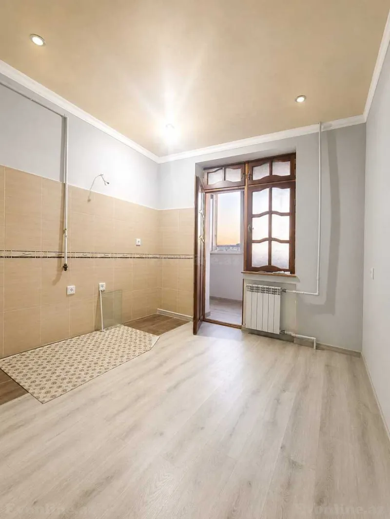 Satılır 3 otaqlı Mənzil Köhnə tikili 80 m² Yeni Günəşli - şəkil 8