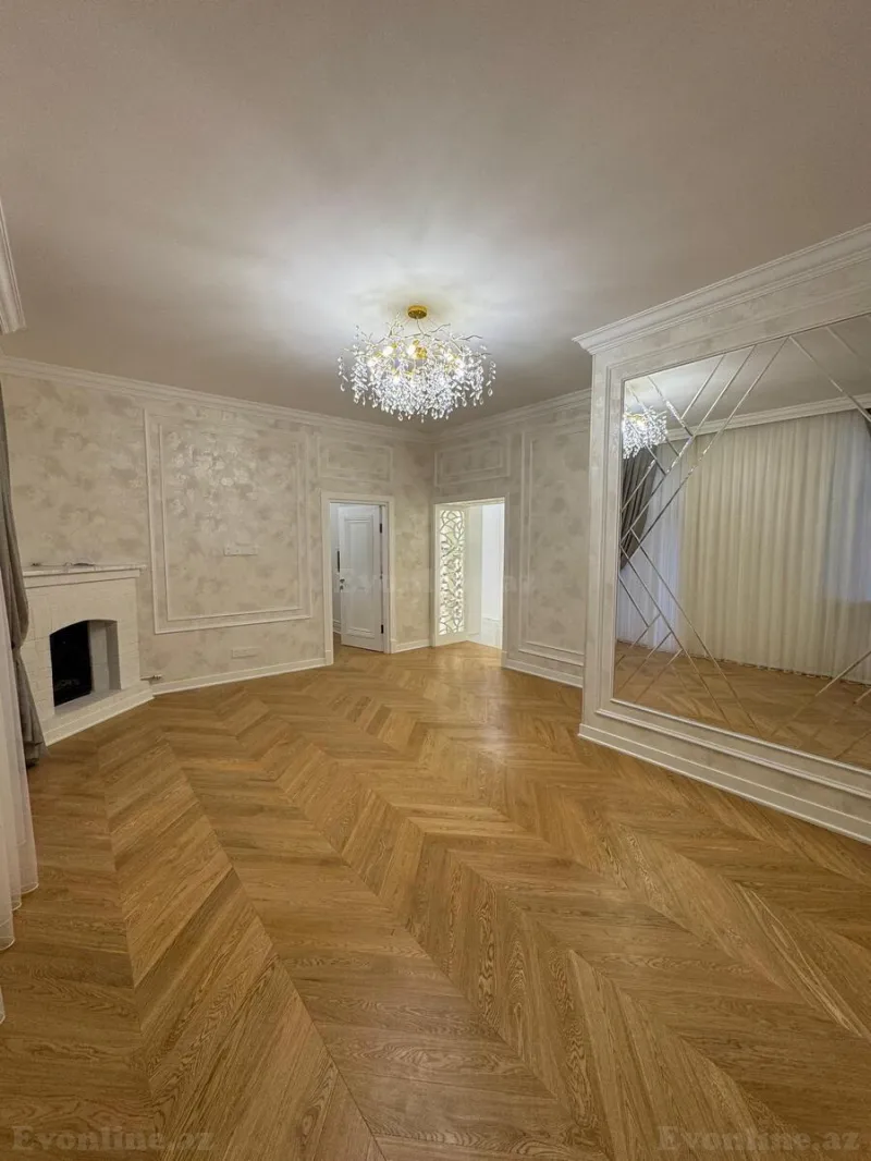 Satılır 4 otaqlı Mənzil Köhnə tikili 120 m² Səbail r. - şəkil 9