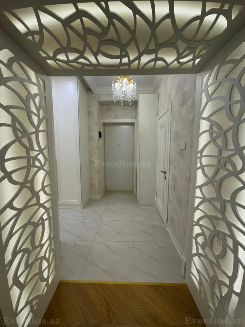Satılır 4 otaqlı Mənzil Köhnə tikili 120 m² Səbail r. - şəkil 16