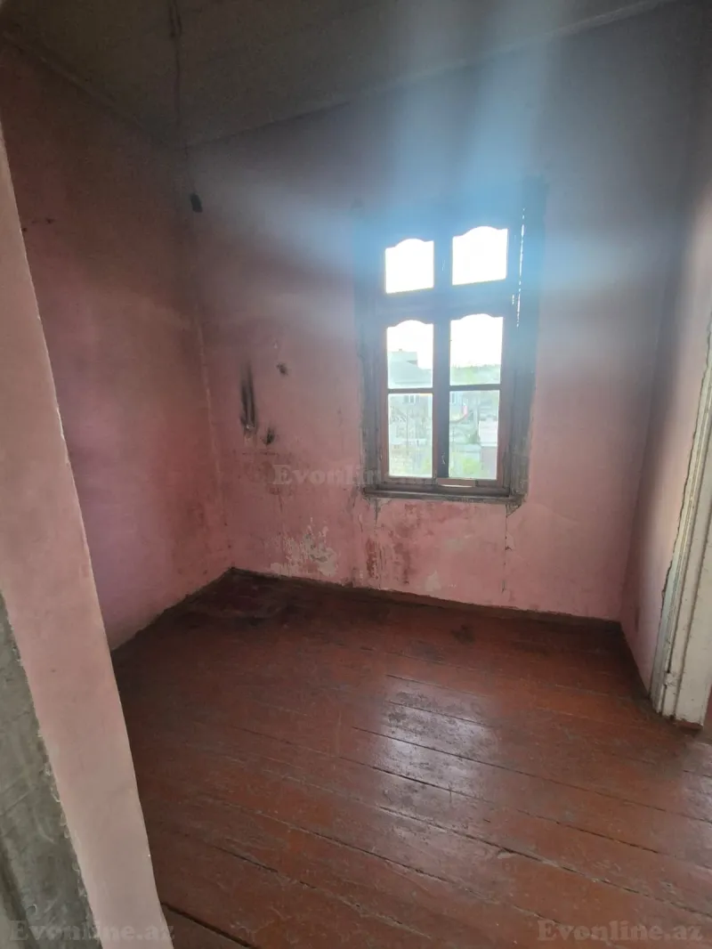Satılır 4 otaqlı Mənzil Köhnə tikili 88 m² Əmircan - şəkil 6