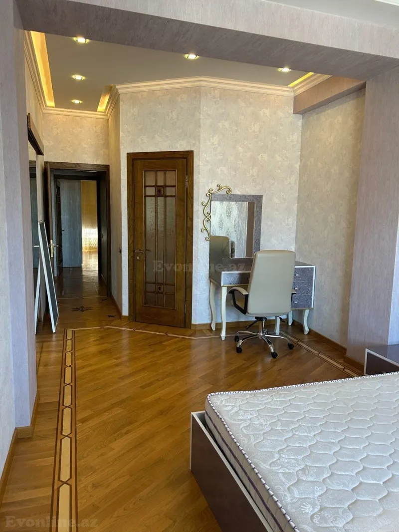 Satılır 3 otaqlı Mənzil Yeni tikili 135 m² Nəsimi r. - şəkil 3