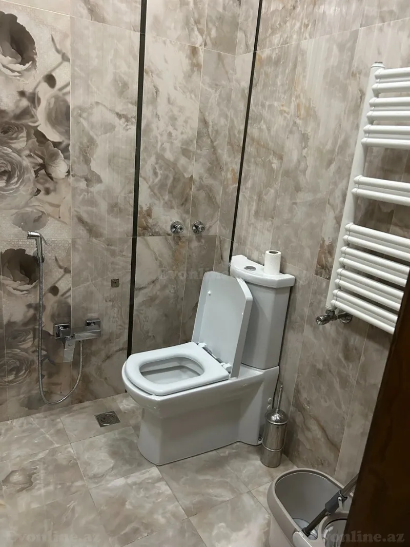 Satılır 3 otaqlı Mənzil Yeni tikili 135 m² Nəsimi r. - şəkil 8