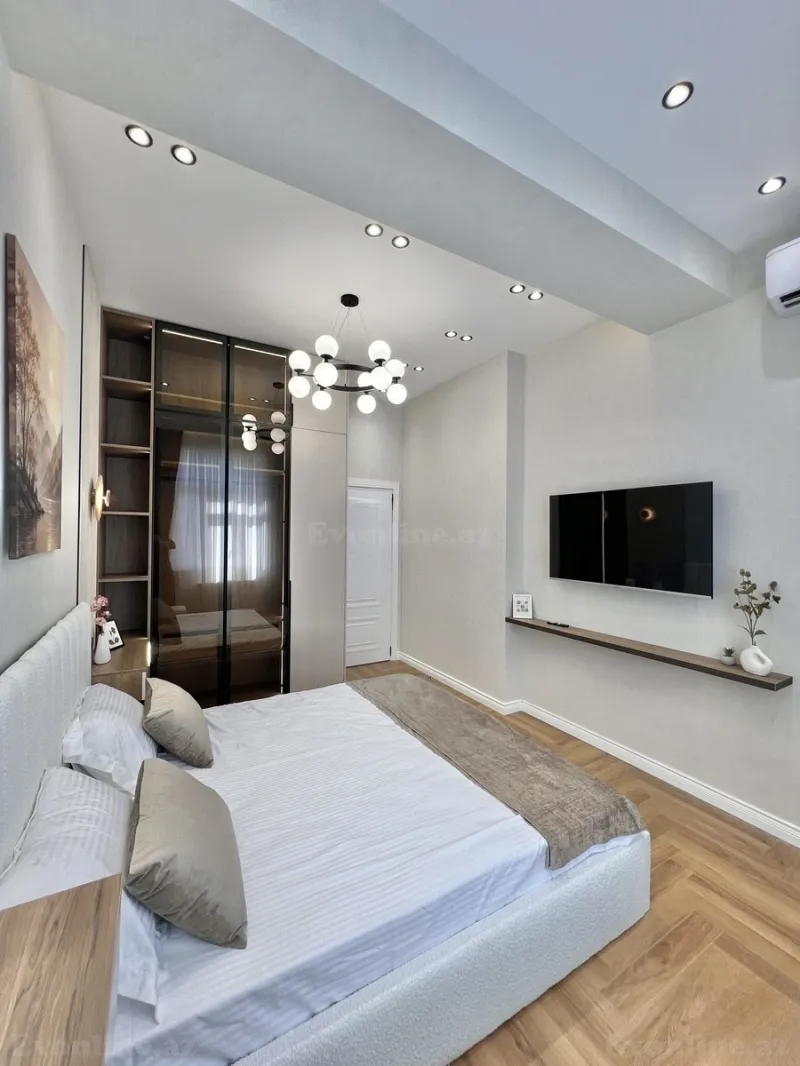 Satılır 2 otaqlı Mənzil Yeni tikili 65 m² 8 Noyabr m. - şəkil 6