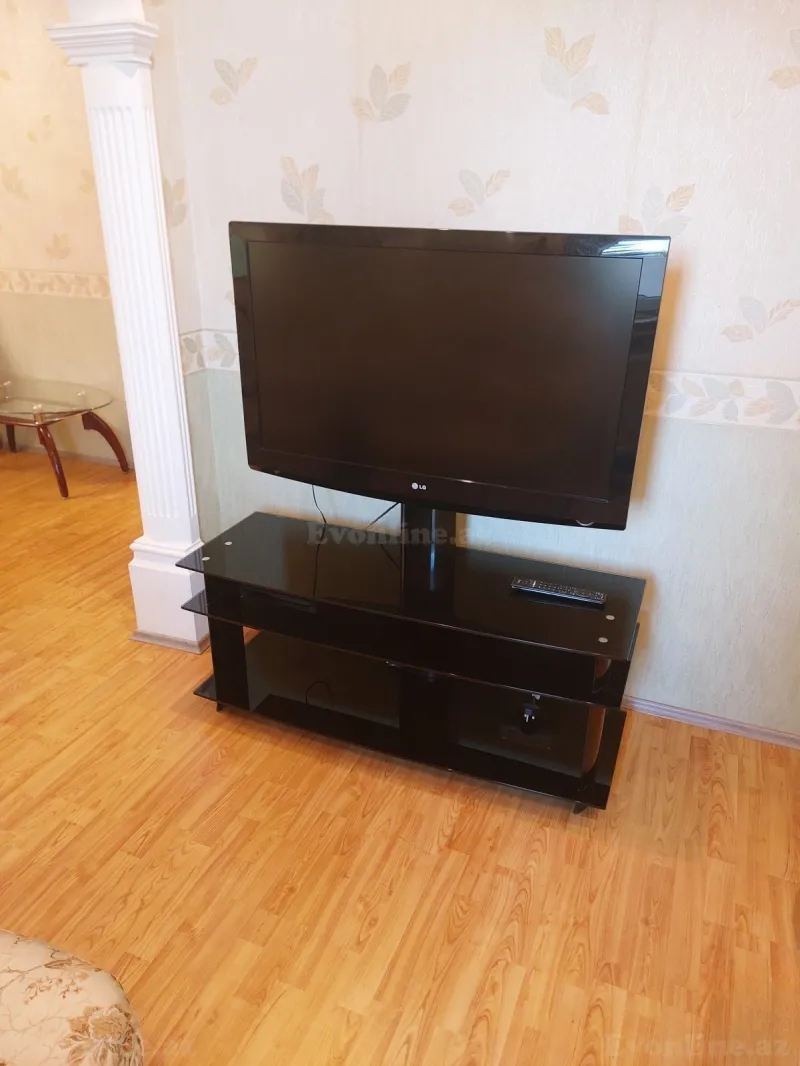 Satılır 5 otaqlı Mənzil Köhnə tikili 100 m² Əhmədli - şəkil 3