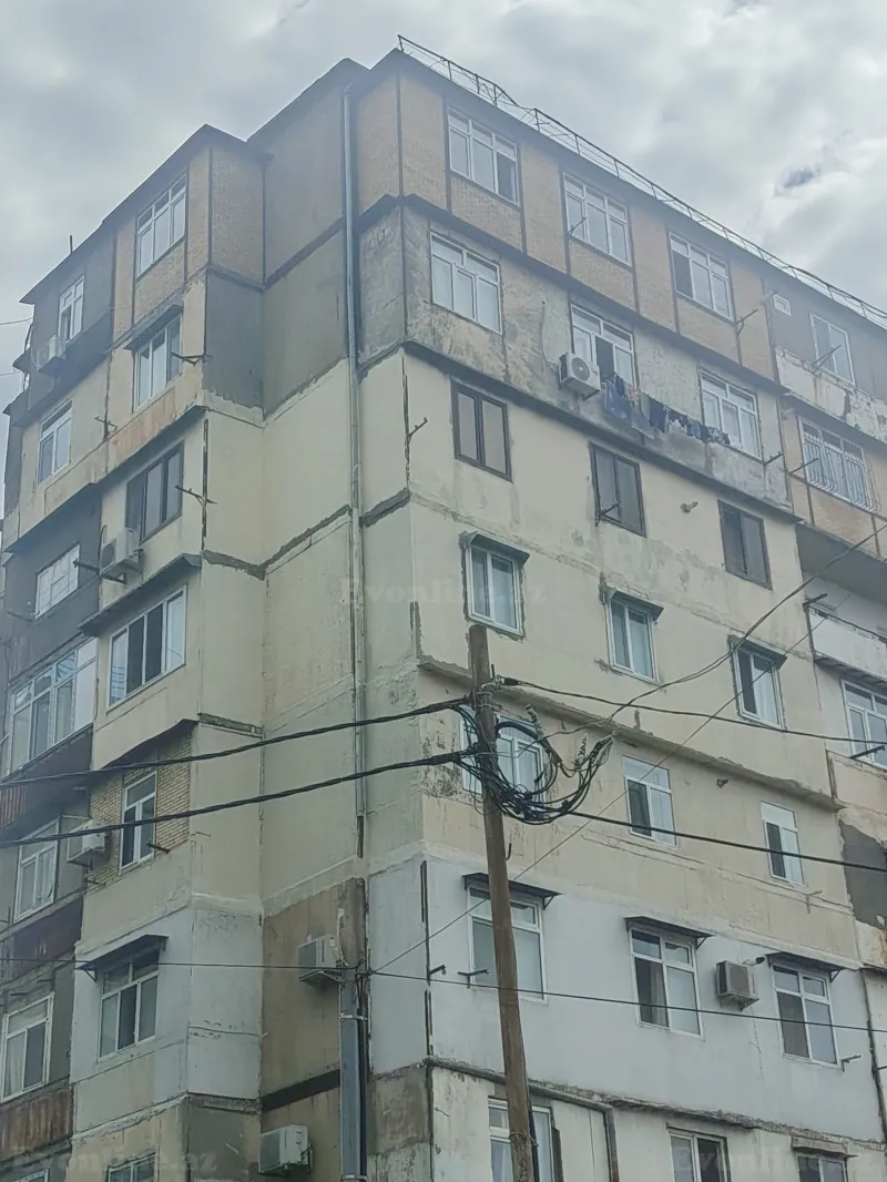 2 otaqlı Mənzil 56 m² 9-cu mikrorayon Satılır