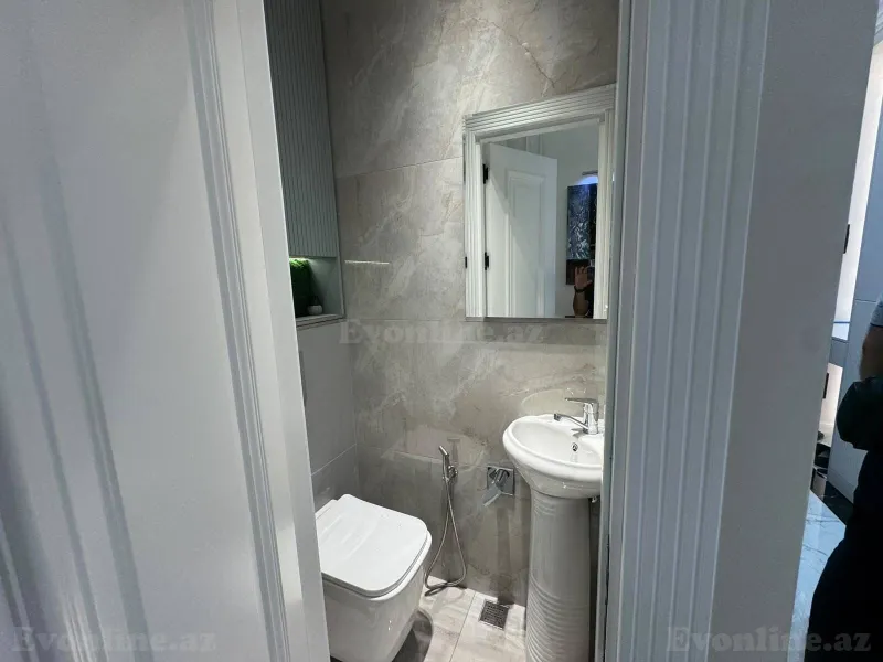 Satılır 3 otaqlı Mənzil Yeni tikili 95 m² 28 May m. - şəkil 25