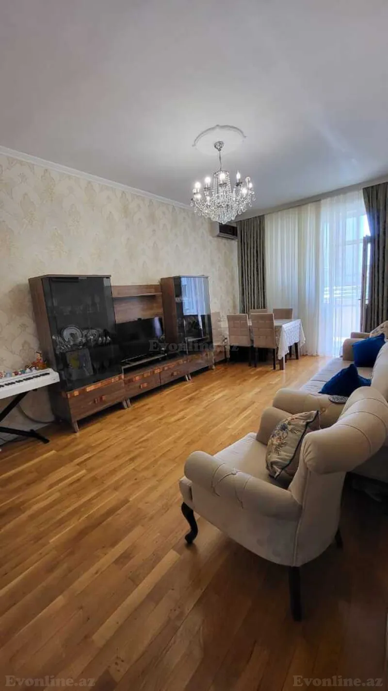2 otaqlı Mənzil 60 m² 8-ci kilometr Satılır