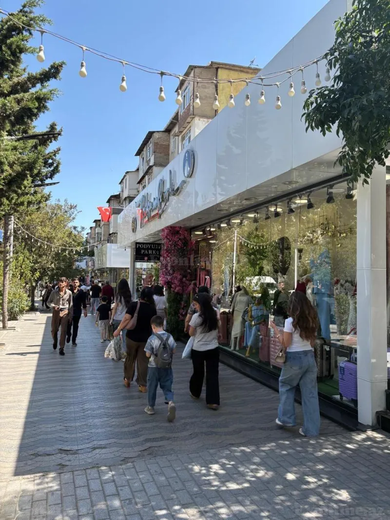 1 otaqlı Mənzil 45 m² 20 Yanvar m. Satılır