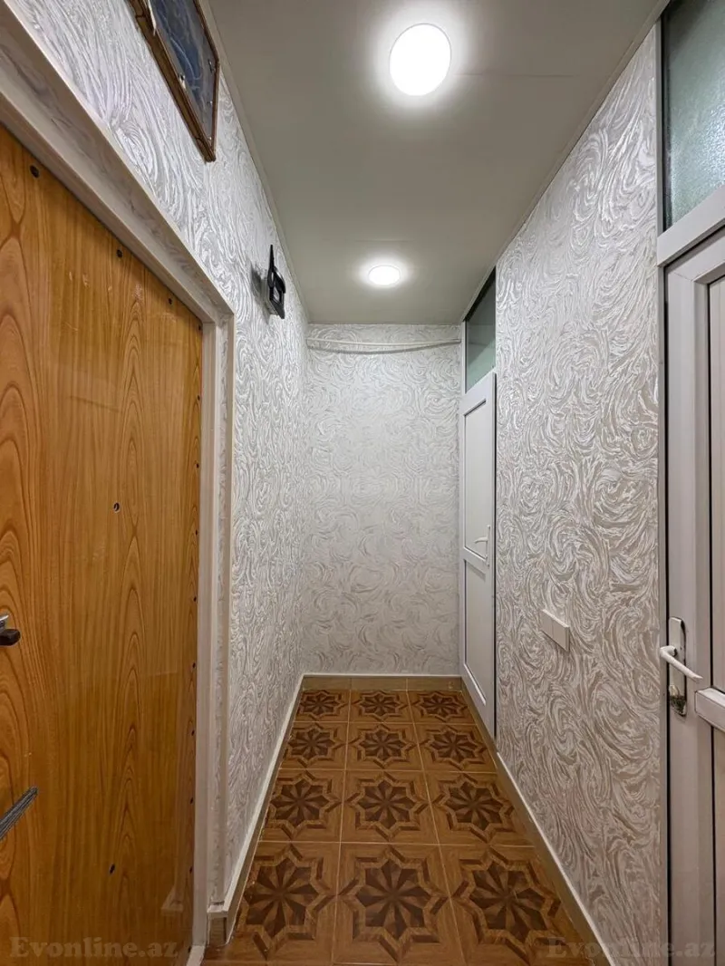 Satılır 1 otaqlı Mənzil Köhnə tikili 45 m² 20 Yanvar m. - şəkil 14