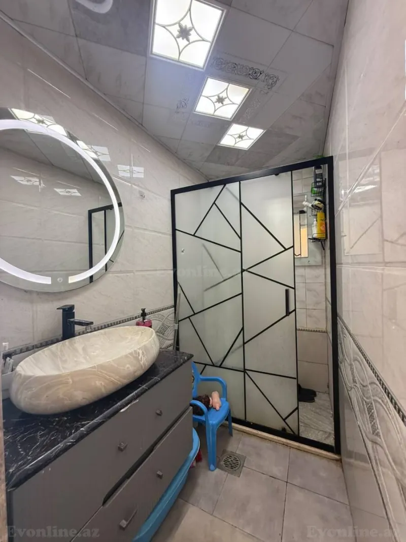 Satılır 2 otaqlı Mənzil Köhnə tikili 65 m² Yeni Günəşli - şəkil 10