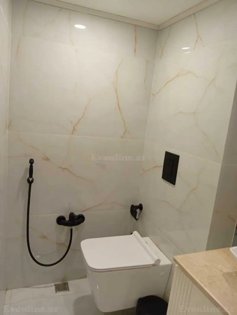 Kirayə verilir 2 otaqlı Mənzil Yeni tikili 80 m² 7-ci mikrorayon - şəkil 11