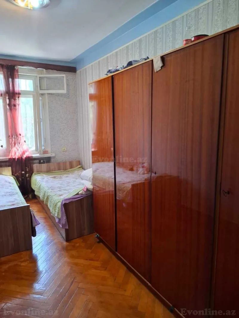 Kirayə verilir 2 otaqlı Mənzil Köhnə tikili 45 m² Nəriman Nərimanov m. - şəkil 3