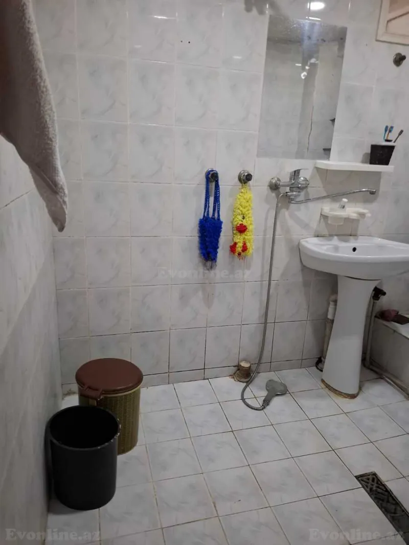 Kirayə verilir 2 otaqlı Mənzil Köhnə tikili 45 m² Nəriman Nərimanov m. - şəkil 13