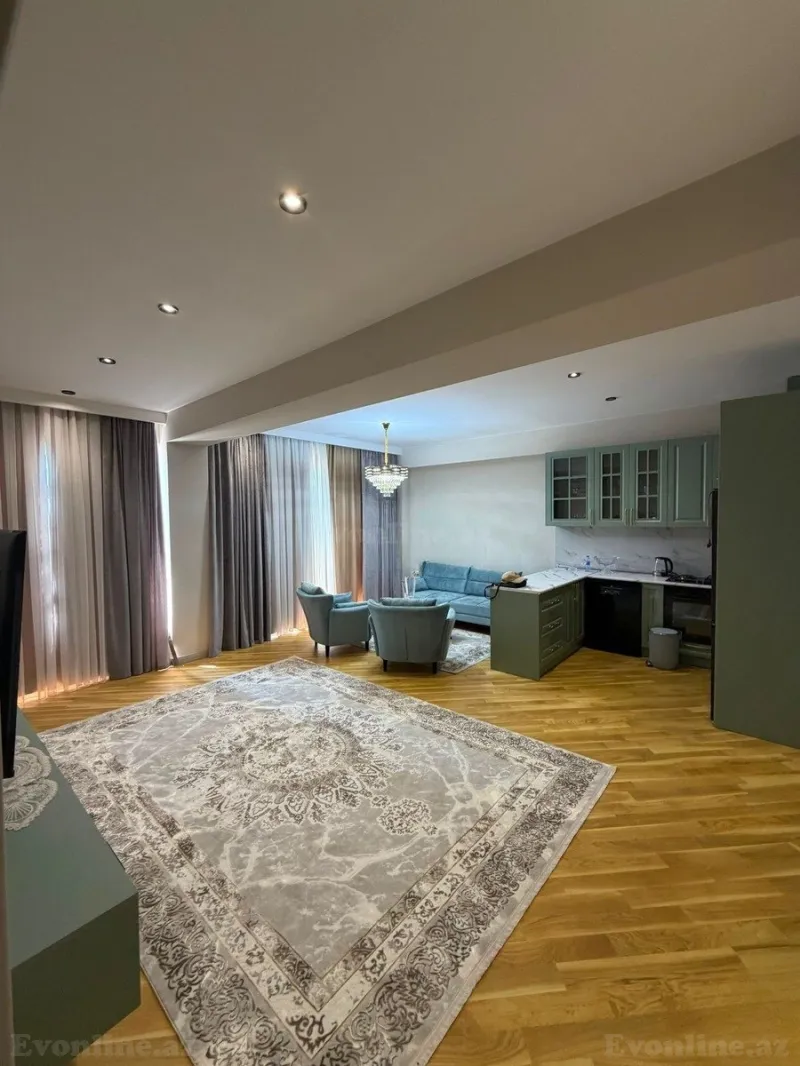 Kirayə verilir 4 otaqlı Mənzil Yeni tikili 190 m² 28 May m. - şəkil 2