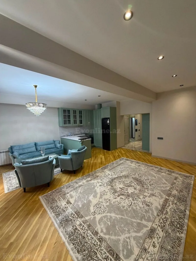Kirayə verilir 4 otaqlı Mənzil Yeni tikili 190 m² 28 May m. - şəkil 3