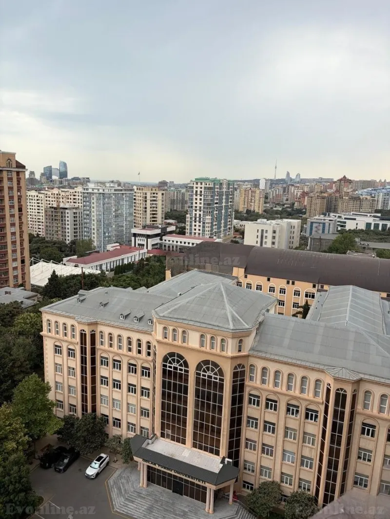 Kirayə verilir 4 otaqlı Mənzil Yeni tikili 190 m² 28 May m. - şəkil 15
