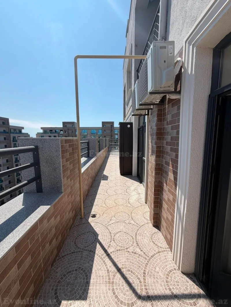 Kirayə verilir 4 otaqlı Mənzil Yeni tikili 190 m² 28 May m. - şəkil 17