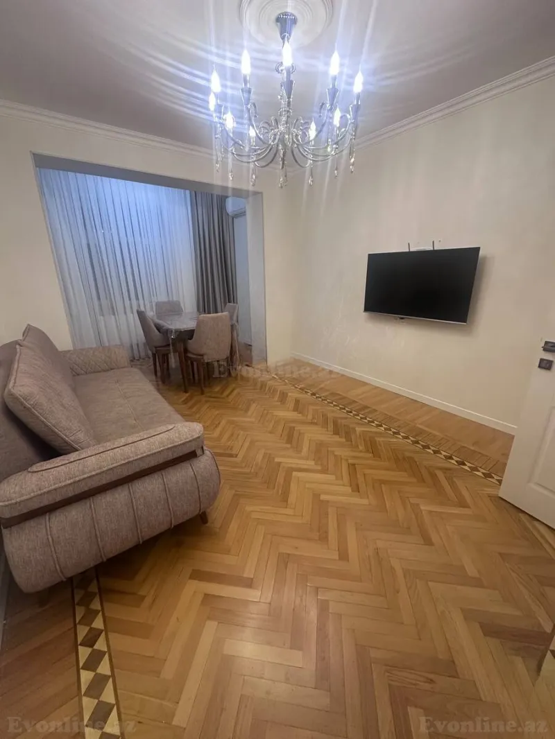 Kirayə verilir 2 otaqlı Mənzil Köhnə tikili 55 m² Gənclik m.