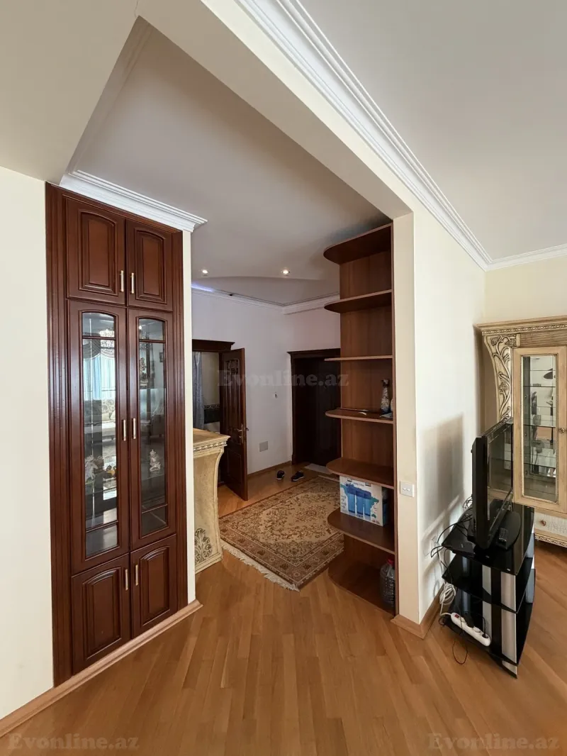Satılır 3 otaqlı Mənzil Yeni tikili 120 m² Nəsimi r. - şəkil 5
