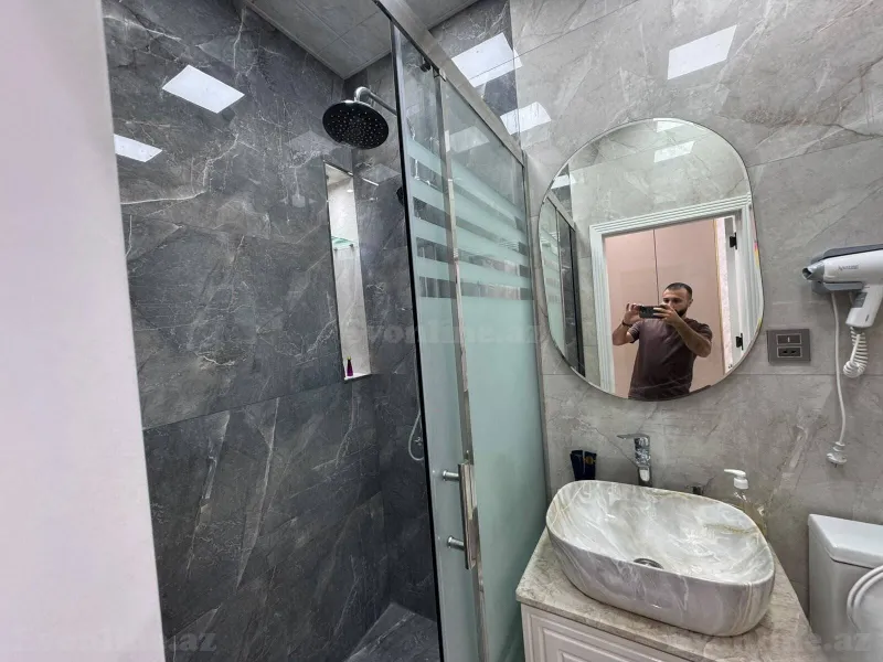Satılır 3 otaqlı Mənzil Yeni tikili 98 m² 28 May m. - şəkil 23