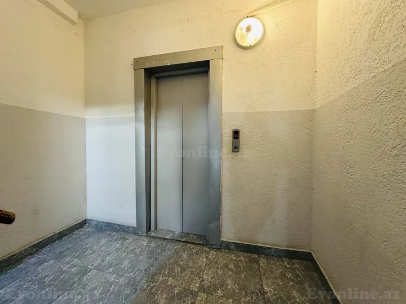 Satılır 2 otaqlı Mənzil Köhnə tikili 72 m² 8-ci mikrorayon - şəkil 7