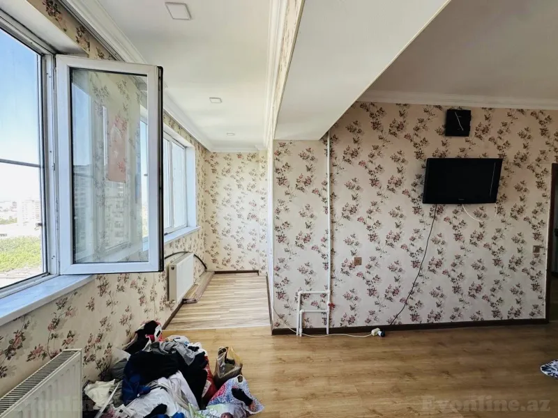 Satılır 2 otaqlı Mənzil Köhnə tikili 72 m² 8-ci mikrorayon - şəkil 15