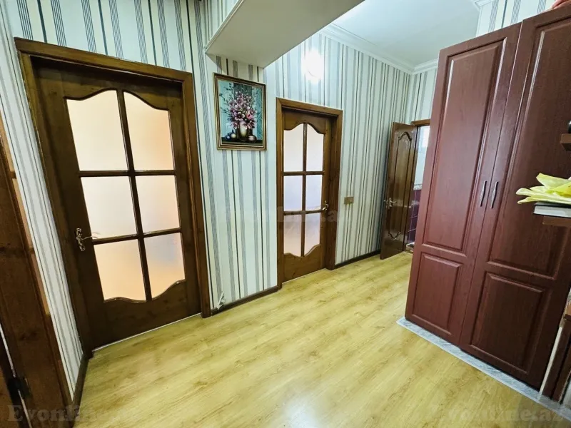 Satılır 2 otaqlı Mənzil Köhnə tikili 72 m² 8-ci mikrorayon - şəkil 20