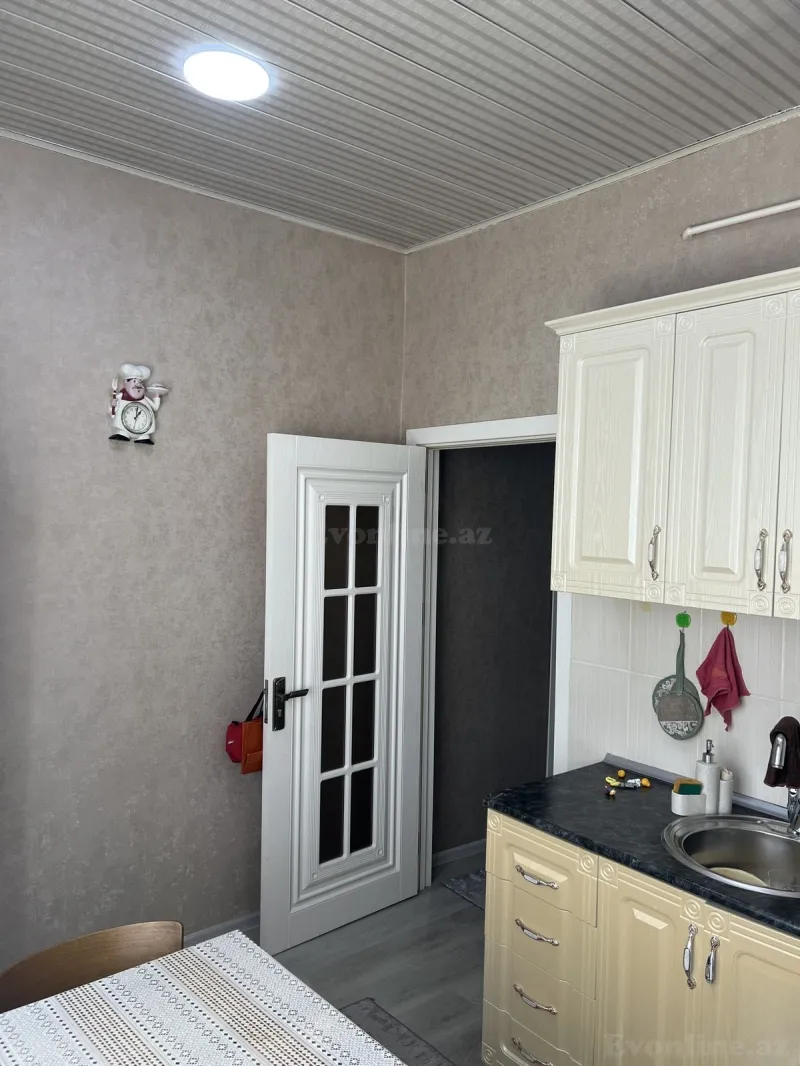 Satılır 3 otaqlı Mənzil Köhnə tikili 80 m² Sumqayıt - şəkil 14