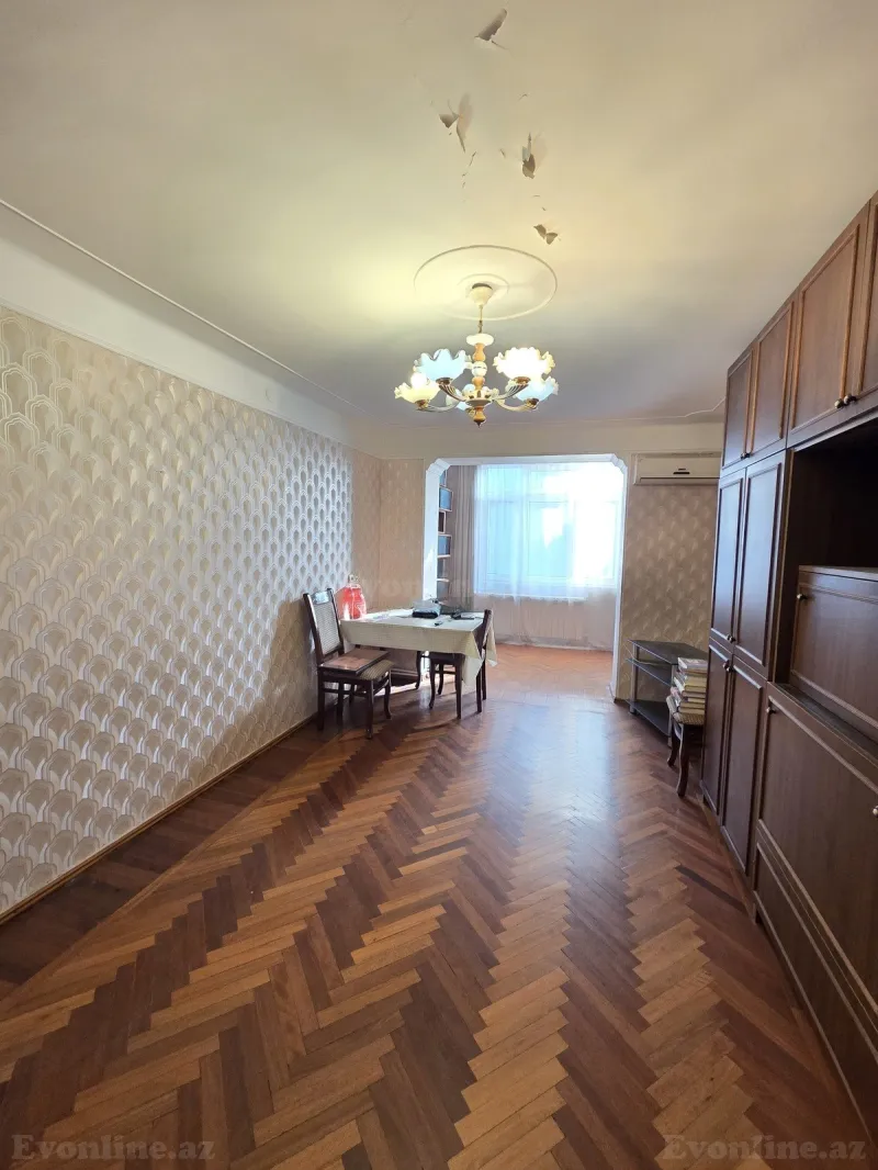 3 otaqlı Mənzil 70 m² Nəriman Nərimanov m. Satılır