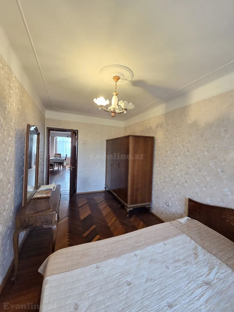 Satılır 3 otaqlı Mənzil Köhnə tikili 70 m² Nəriman Nərimanov m. - şəkil 14