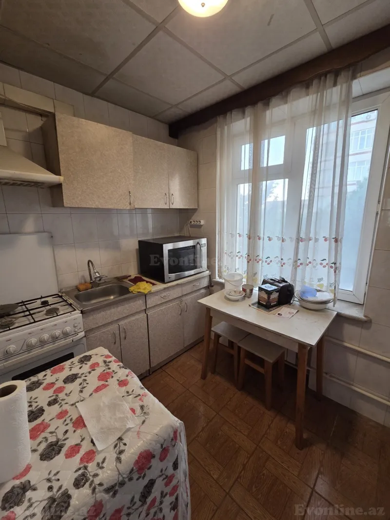Satılır 3 otaqlı Mənzil Köhnə tikili 70 m² Nəriman Nərimanov m. - şəkil 16