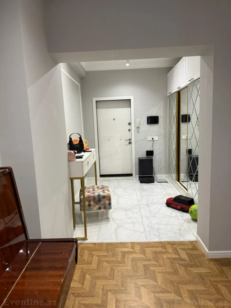 Satılır 3 otaqlı Mənzil Yeni tikili 130 m² Yeni Yasamal - şəkil 12