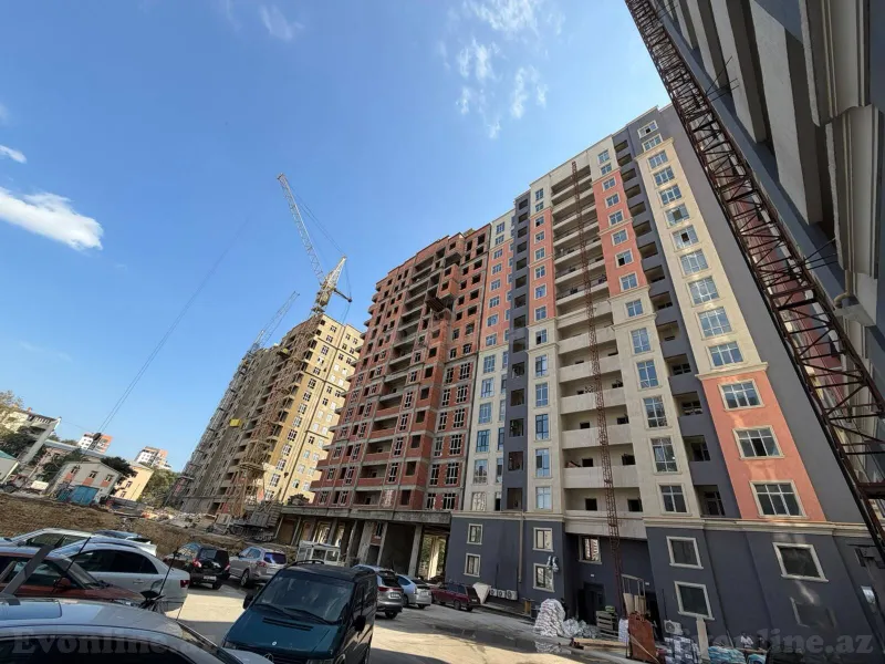 1 otaqlı Mənzil 49 m² 8-ci kilometr Satılır