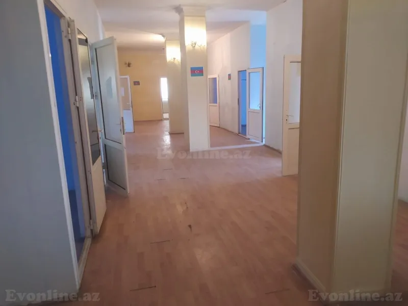 13 otaqlı Ofis 410 m² Nəsimi m. Kirayə verilir