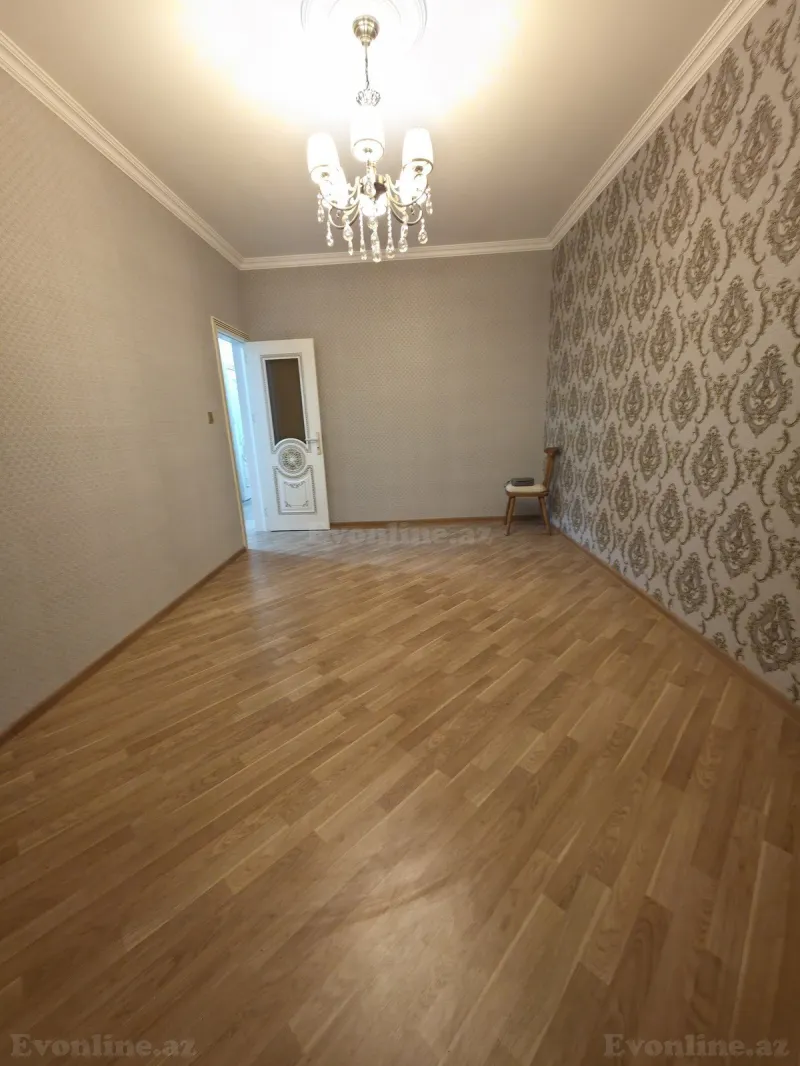 3 otaqlı köhnə tikili mənzil satılır — Bakıxanov, Bakı - şəkil 8