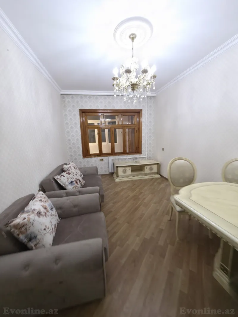 3 otaqlı köhnə tikili mənzil satılır — Bakıxanov, Bakı - şəkil 11