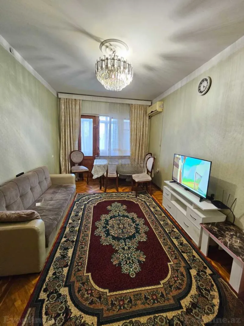 3 otaqlı köhnə tikili mənzil satılır — 8-ci mikrorayon, Bakı