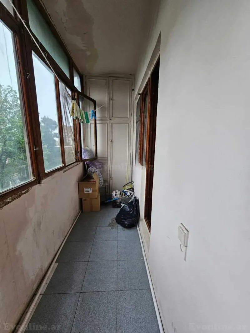 3 otaqlı köhnə tikili mənzil satılır — 8-ci mikrorayon, Bakı - şəkil 4