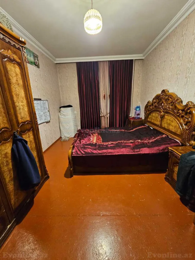 4 otaqlı köhnə tikili mənzil satılır — 7-ci mikrorayon, Bakı - şəkil 5