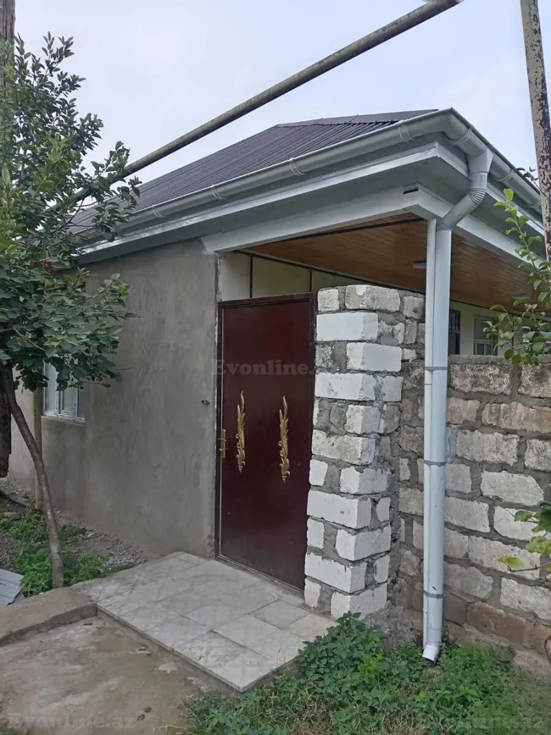 4 otaqlı həyət evi kirayə verilir — Qazax