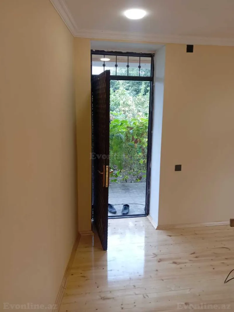 4 otaqlı həyət evi kirayə verilir — Qazax - şəkil 2
