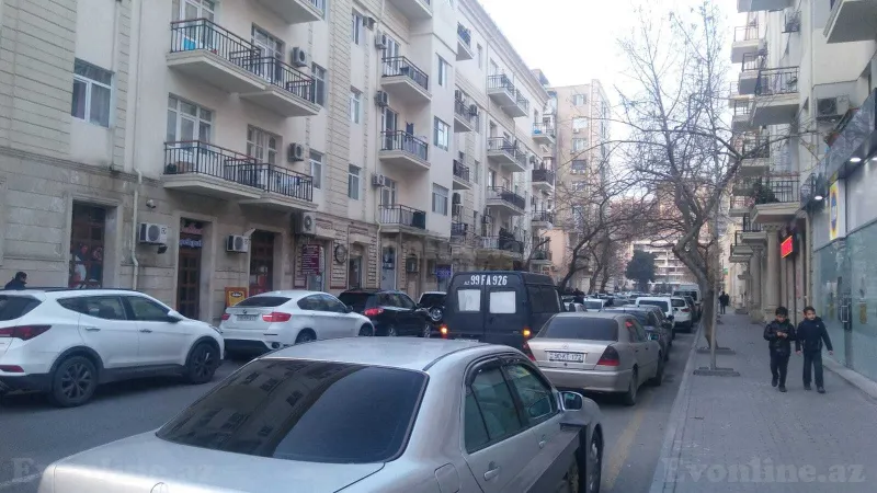 1 otaqlı Mənzil 22 m² 28 May m. Kirayə verilir