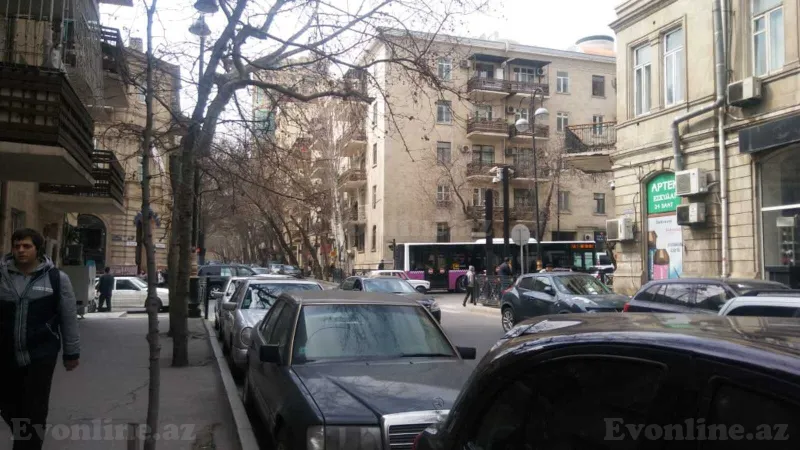 1 otaqlı köhnə tikili mənzil kirayə verilir — 28 May m., Bakı - şəkil 2