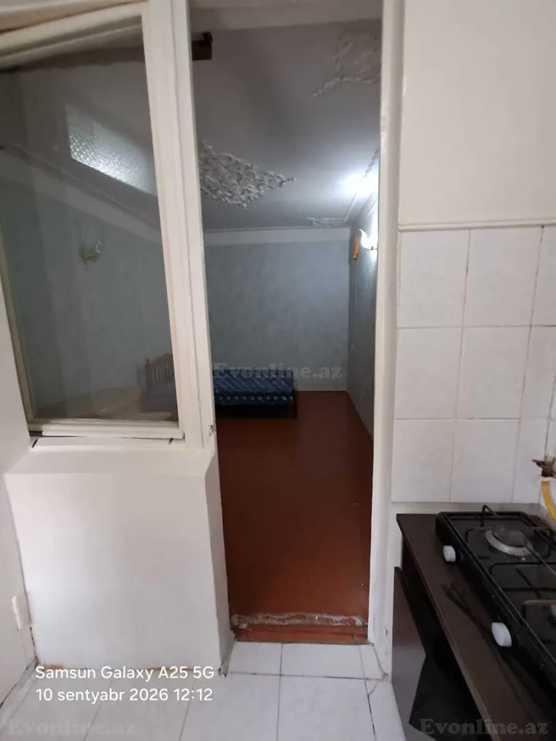 1 otaqlı köhnə tikili mənzil kirayə verilir — Bakıxanov, Bakı