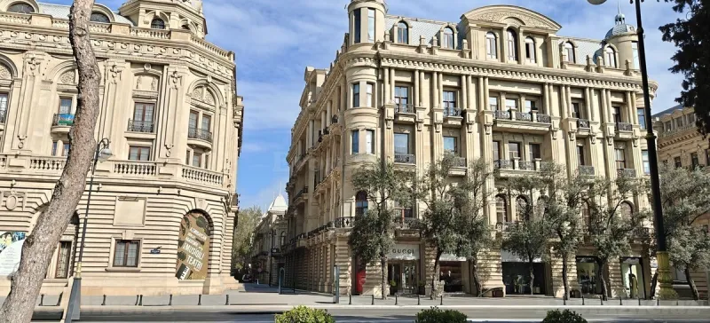 4 otaqlı köhnə tikili mənzil satılır — Səbail r., Bakı - şəkil 6