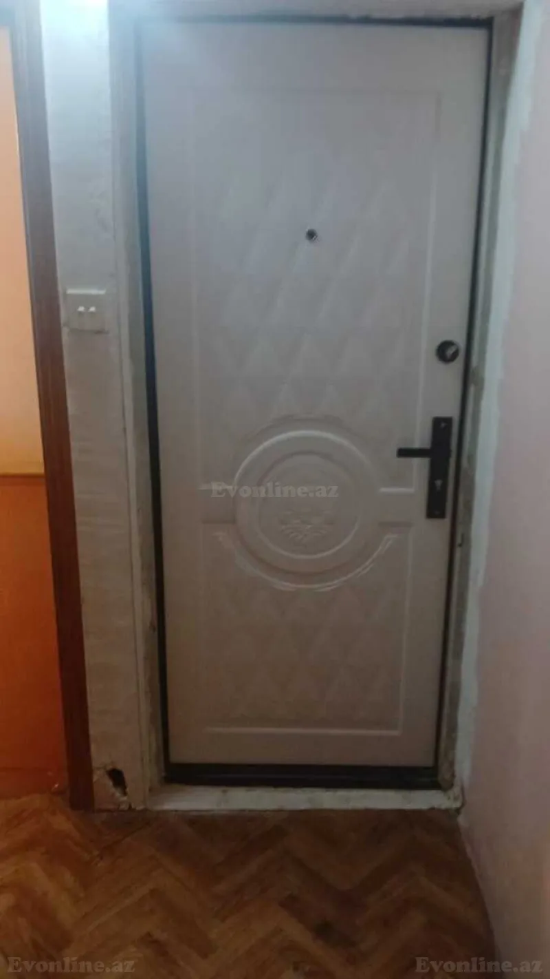 2 otaqlı köhnə tikili mənzil kirayə verilir — Qaraçuxur, Bakı