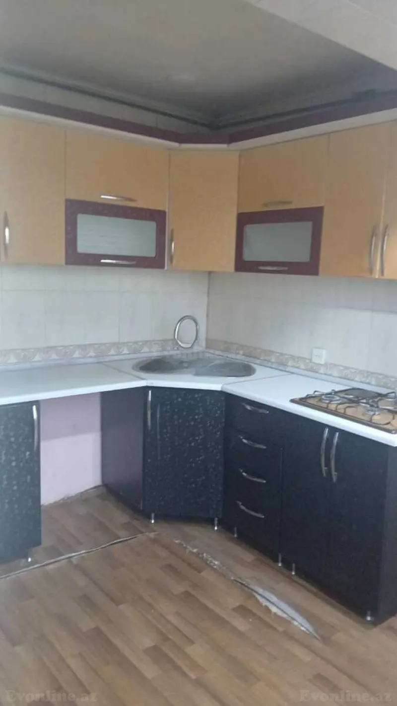 2 otaqlı köhnə tikili mənzil kirayə verilir — Qaraçuxur, Bakı - şəkil 7